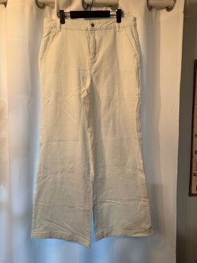 Style and Co. Wide Leg Jean- White - size 14